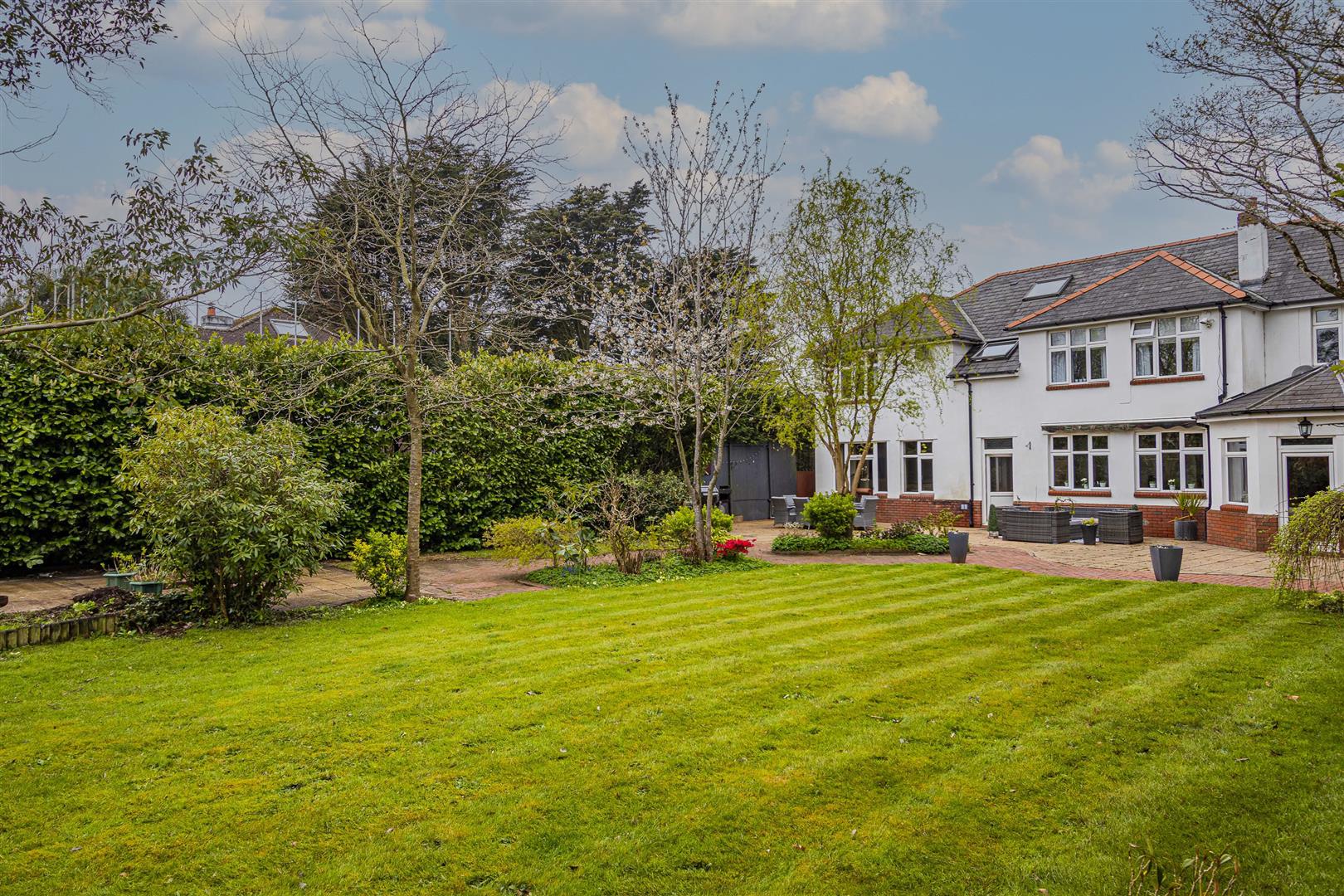 DRUIDSTONE ROAD, OLD ST. MELLONS, CARDIFF Jeffrey Ross Estate Agents